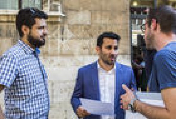 Educación baja al 5 la nota para acceder a becas universitarias y se basará en criterios económicos