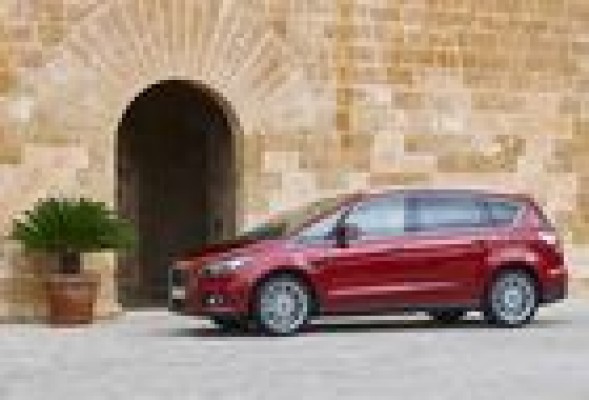 La red de concesionarios oficiales Ford en Valencia cuenta ya con el nuevo S-Max