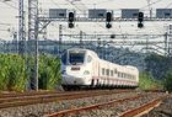 Los contratistas reclaman el segundo 'by-pass' de Valencia y acortar el viaje en tren a Barcelona