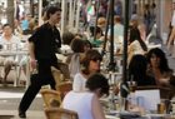 El salario mínimo se desploma un 6,2% en la Comunitat esta década