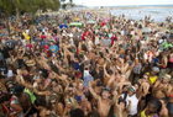 El Rototom no escucha y mantiene las fechas de agosto para 2016