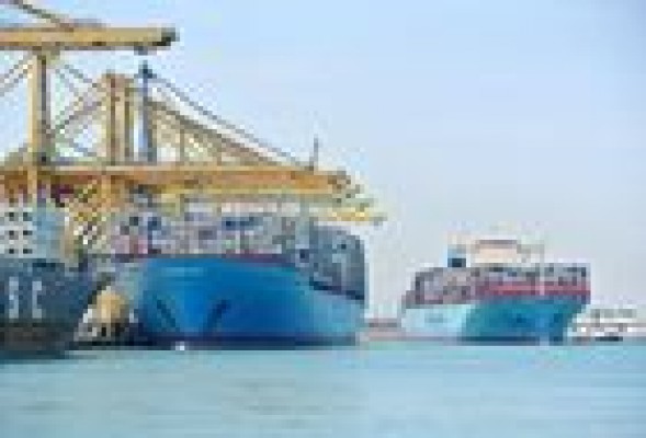 El mayor operador mundial de contenedores entra en los puertos de Valencia y Castellón
