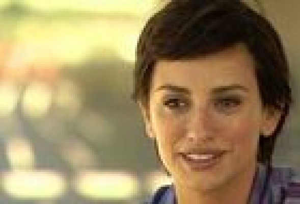 Penélope Cruz se mete en la piel de una mujer con cáncer en lo nuevo de Julio Medem