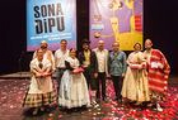 'Les Folies' de Carcaixent revalida como ganadora de Sona la Dipu
