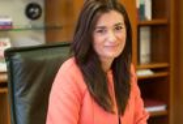 La consellera de Sanidad defiende el concurso amañado de La Fe