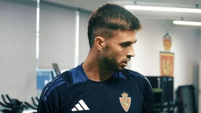 Tres cedidos del Valencia CF buscan destino: Hugo González, Cenk y Alberto Marí