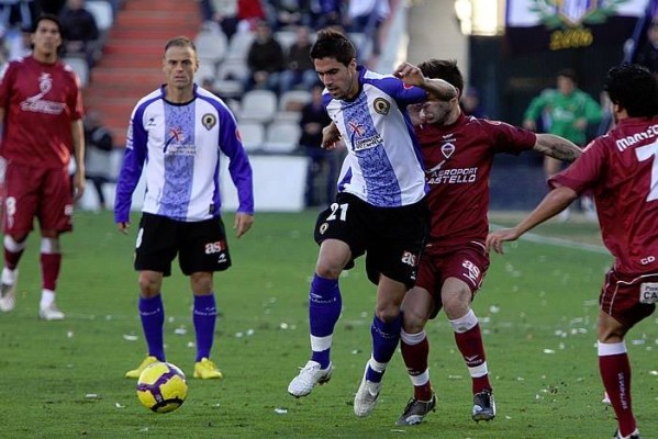 El Castellón tiene la senda marcada: venció en su última visita al Rico Pérez y

era colista como ahora