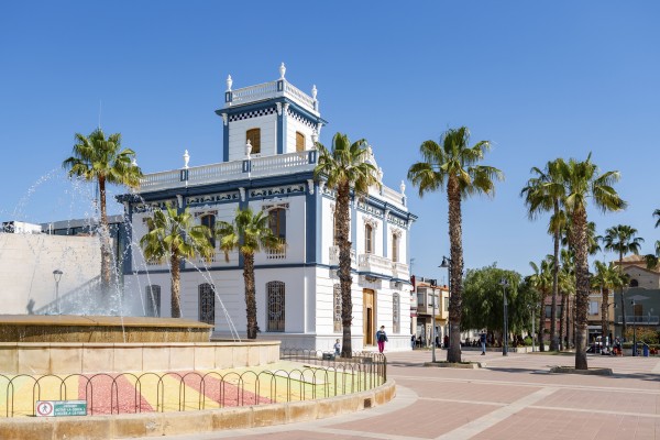 Les Alqueries celebra els resultats i la participació en la recollida per contenidors en el seu primer mes