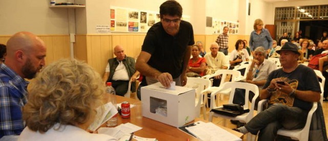 El PCE arranca la votación para elegir al alcaldable de EU con una lista liderada por Pavón 