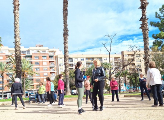 Castelló promueve un programa de ejercicio sénior en los parques Ribalta y José Royo Gómez