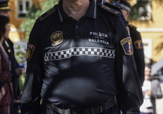 La Policía Local de València tendrá más efectivos los fines de semana tras un acuerdo de horarios
