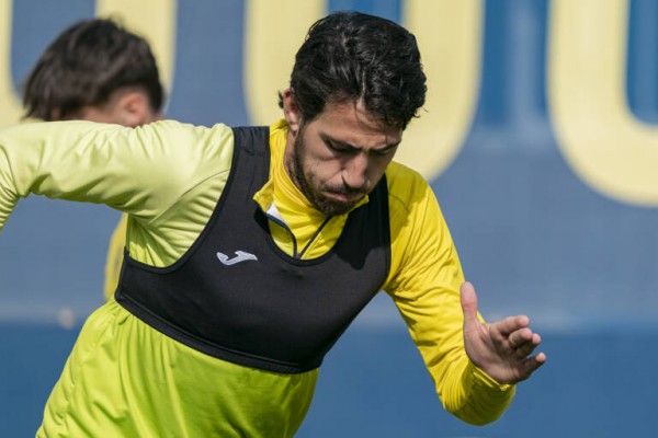 Parejo regresa a los entrenamientos en el Villarreal pero es duda para el partido ante el Valladolid