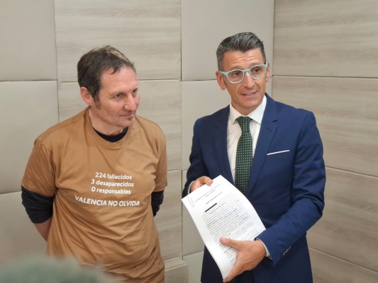 Más de cien afectados por la Dana se querellan contra cinco miembros del Consell y la CHJ 
