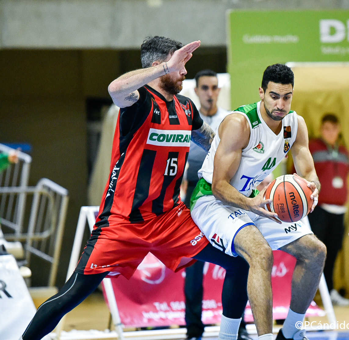El TAU Castelló no endereza el rumbo y recibe ante el Granada su cuarta derrota consecutiva (69-78)