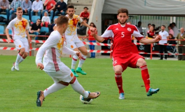 Latorre se lesiona con la sub-19
