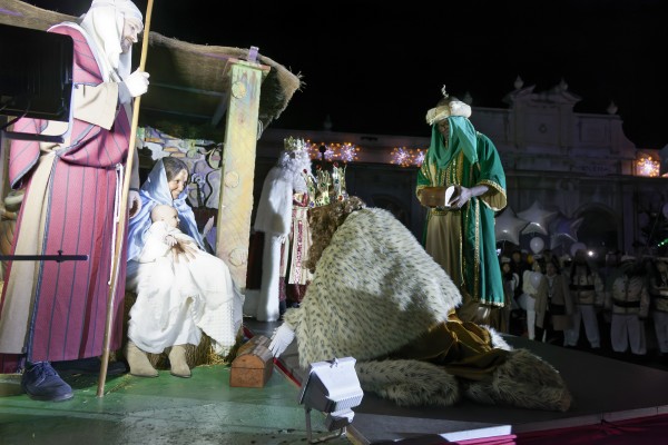 La Cabalgata de los Reyes de Oriente regala magia y sonrisas en Castelló (Fotos: Antonio Pradas)