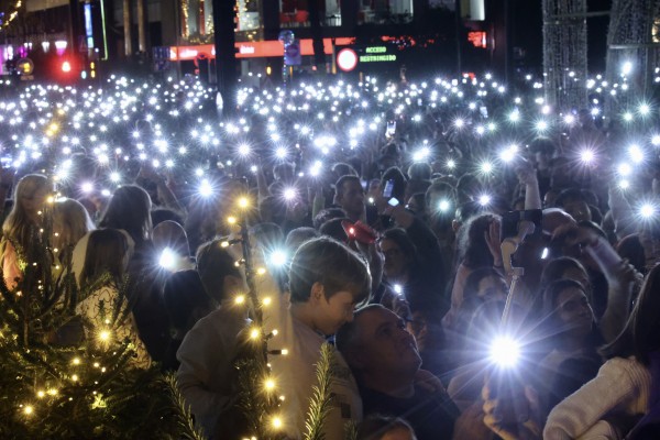 Así fue el 'mágico' encendido del Gran Árbol de Navidad de Murcia (Fotos: CPM Imagen/Ayto. Murcia)
