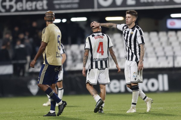 El Castellón no encuentra el camino ante el Racing de Ferrol (Fotos: Carme Ripollés)