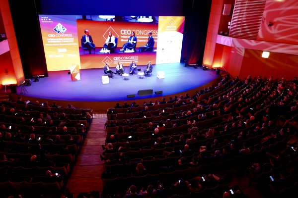 Más de 1.000 empresarios vuelven a llenar el Villegas en la quinta edición del CEO Congress (Fotos: CPM IMAGEN)