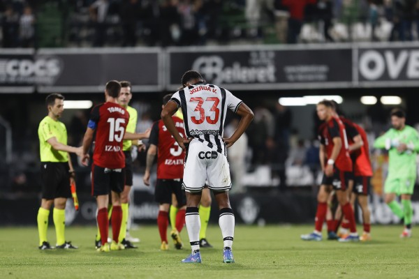 El Mirandés sorprende en el Skyfi Castalia con una goleada (Fotos: Carme Ripollés)
