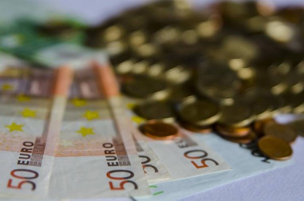 La Comunitat crecerá un 2,7% en 2018, una décima por encima de la media, según el BBVA