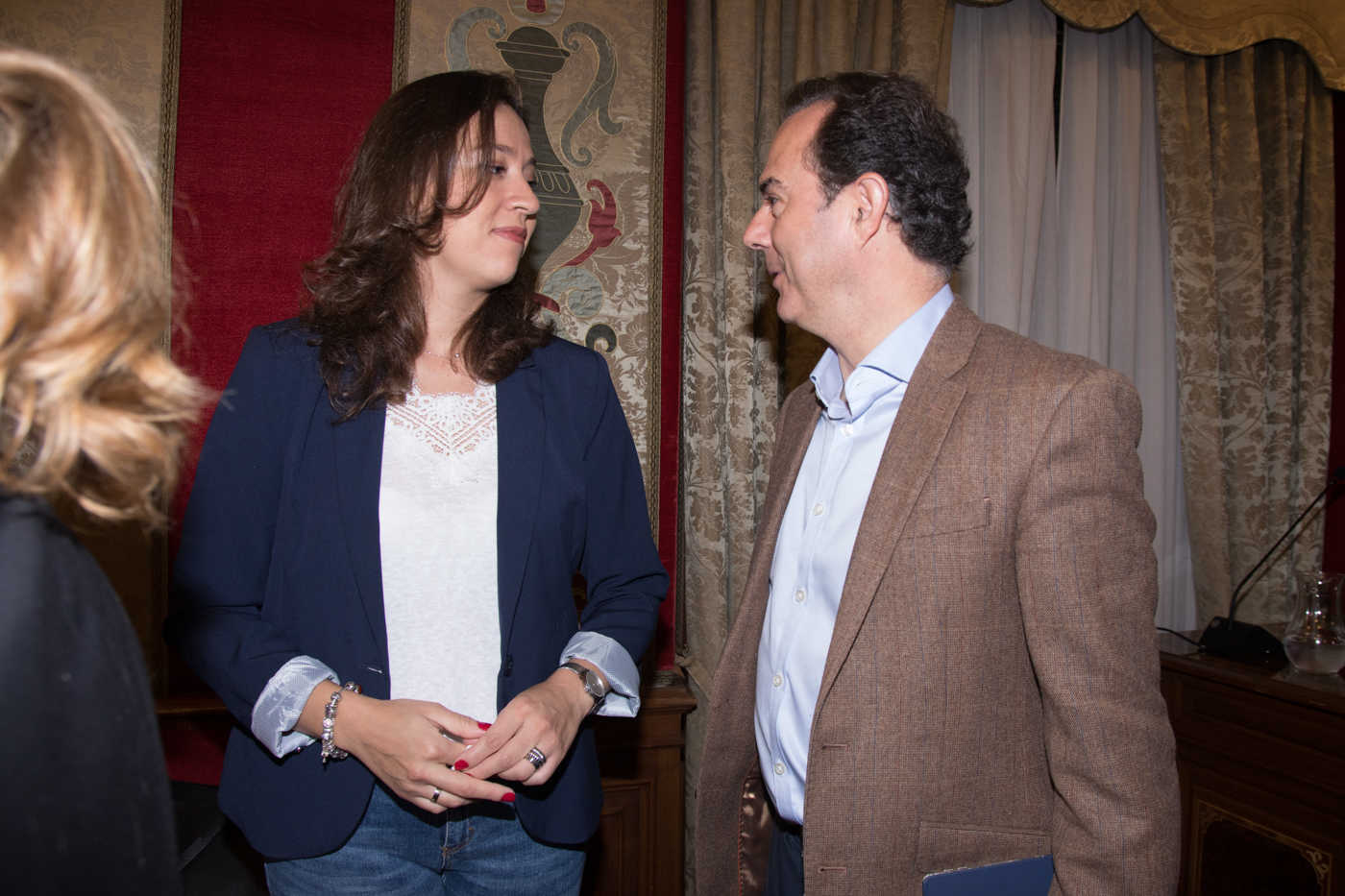 Cs denuncia el retraso en la licitación de servicios tras el pago de 1,2 millones sin contrato