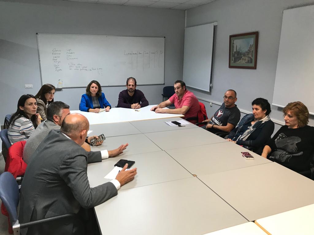 Carrasco se compromete con los vecinos a mejorar los foros y consejos de participación 