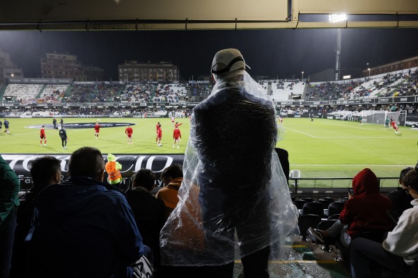Noche pasada por agua en Castalia (Fotos: Carme Ripollés)