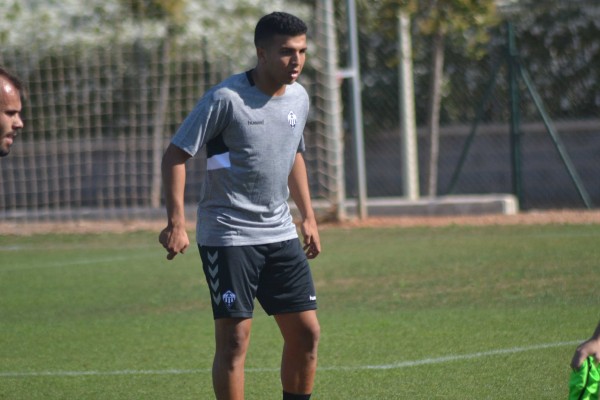 Hicham: “El partido contra el Hércules nos ha mostrado que podemos hacer frente a cualquiera”