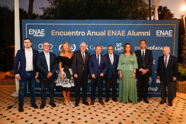 Más de 300 empresarios y autoridades asisten a una cena anual de ENAE Alumni marcada por el recuerdo a Paco Provencio (Fotos: Francisco Peñaranda / CPM IMAGEN)