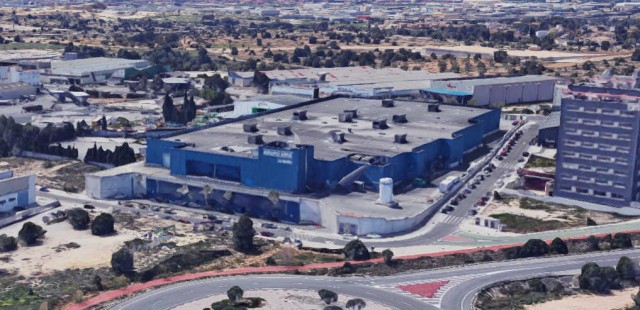 Grupo Siro pone a la venta sus fábricas de Paterna y Navarrés
