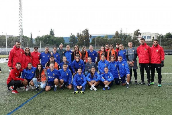 El VCF Femenino afronta la previa ante el Sporting de Huelva con el apoyo de la afición
