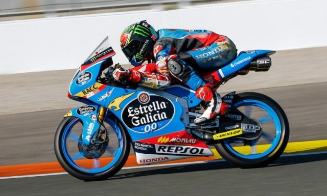 Alonso López domina bajo la lluvia en Cheste