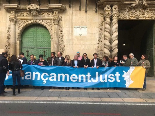 El PP de Alicante se borra de la protesta por una financiación justa: 