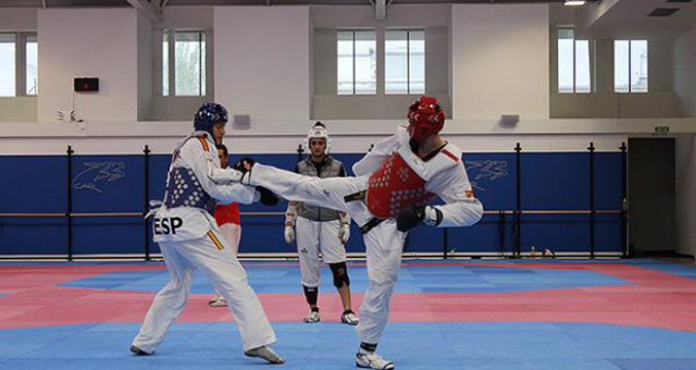 Daniel Ros aspira al triunfo en el Campeonato de Europa de taekwondo
