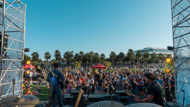 Agenda de cap de setmana: xerrada amb El Comidista i concert de La Raíz en La Marina