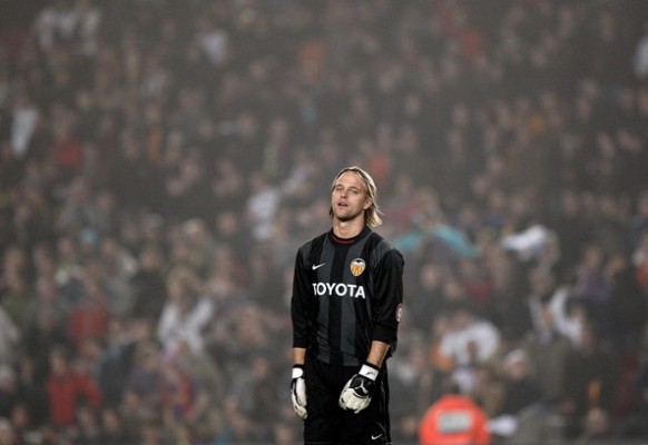 El ex valencianista Timo Hildebrand se retira