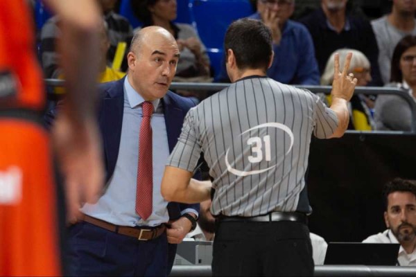 Ponsarnau: “Sin respuesta anímica, nos hemos ido derrotando durante el partido”