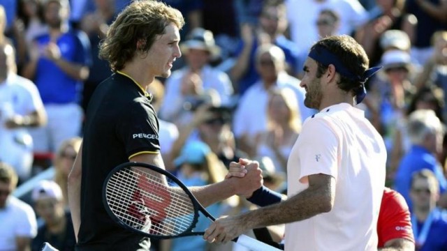 Federer sucumbe ante Zverev y su título número 100 tendrá que esperar para 2019