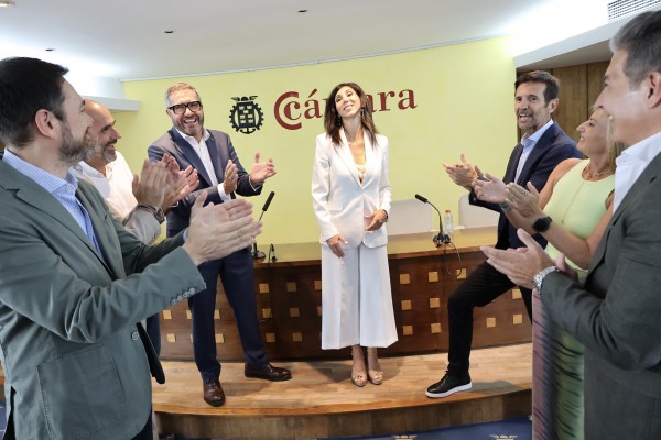 Miriam Fuertes recibe el apoyo de los empresarios y toma posesión como presidenta de la Cámara de Comercio de Murcia (Fotos: CPM IMAGEN)