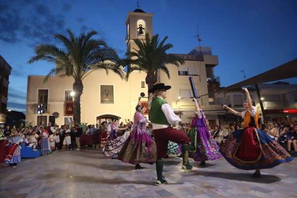 Así celebró San Pedro la ofrenda de frutas y verduras en honor a su patrón (Fotos: Ayto. San Pedro)