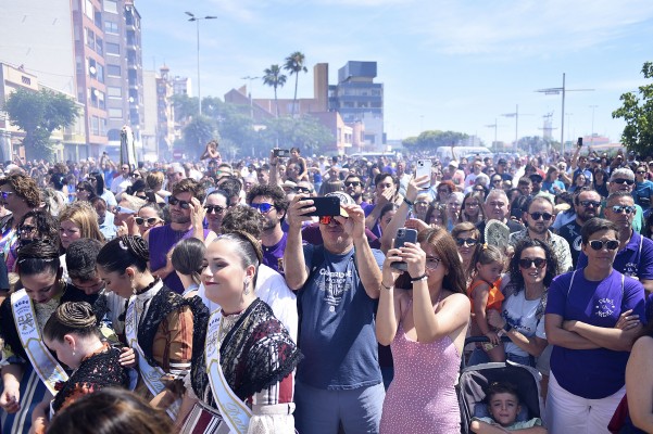 Pólvora y mucha diversión en el arranque de Sant Pere (Fotos: Carlos Pascual)