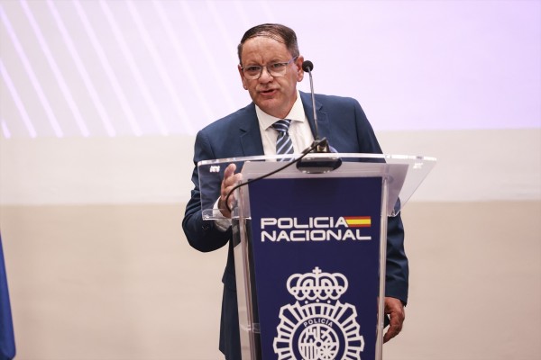 Julián García declara que los bomberos dieron la orden de permanecer en casa en Campanar