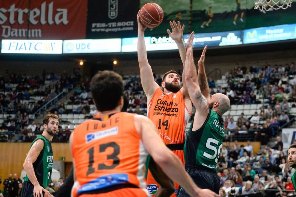 Dubljevic realiza su primer entrenamiento con el grupo en un mes