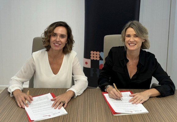El grupo Ribera y la asociación EVAP firman un convenio para colaborar en la promoción de la igualdad