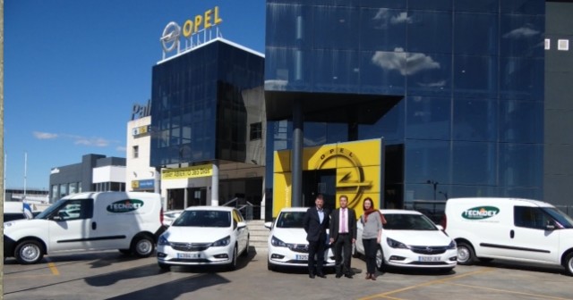 Automóviles Palma entrega una flota a Tecnidex