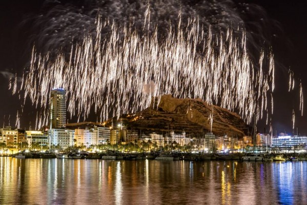 Pirotecnia Hermanos Ferrández será la encargada de disparar la Palmera de la Nit de Sant Joan 2025

