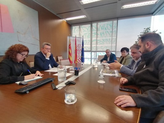 El Consell se compromete a desbloquear la construcción de la Ronda Suroeste de Villena