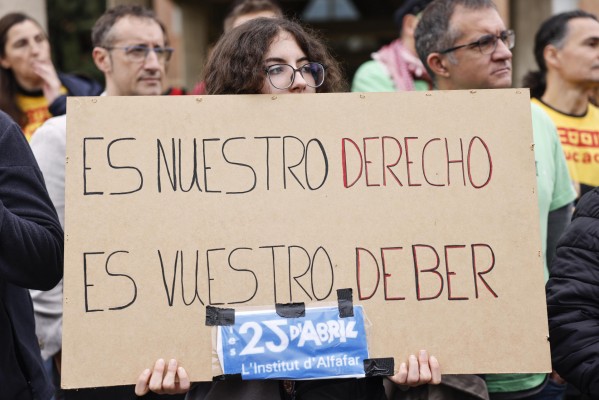 La comunidad educativa protesta por la situación escolar en la zona cero de la Dana
