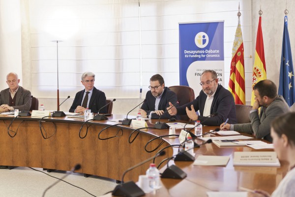 Jornada en Ascer para para la captación de financiación europea para el azulejo (Fotos: Antonio Pradas)